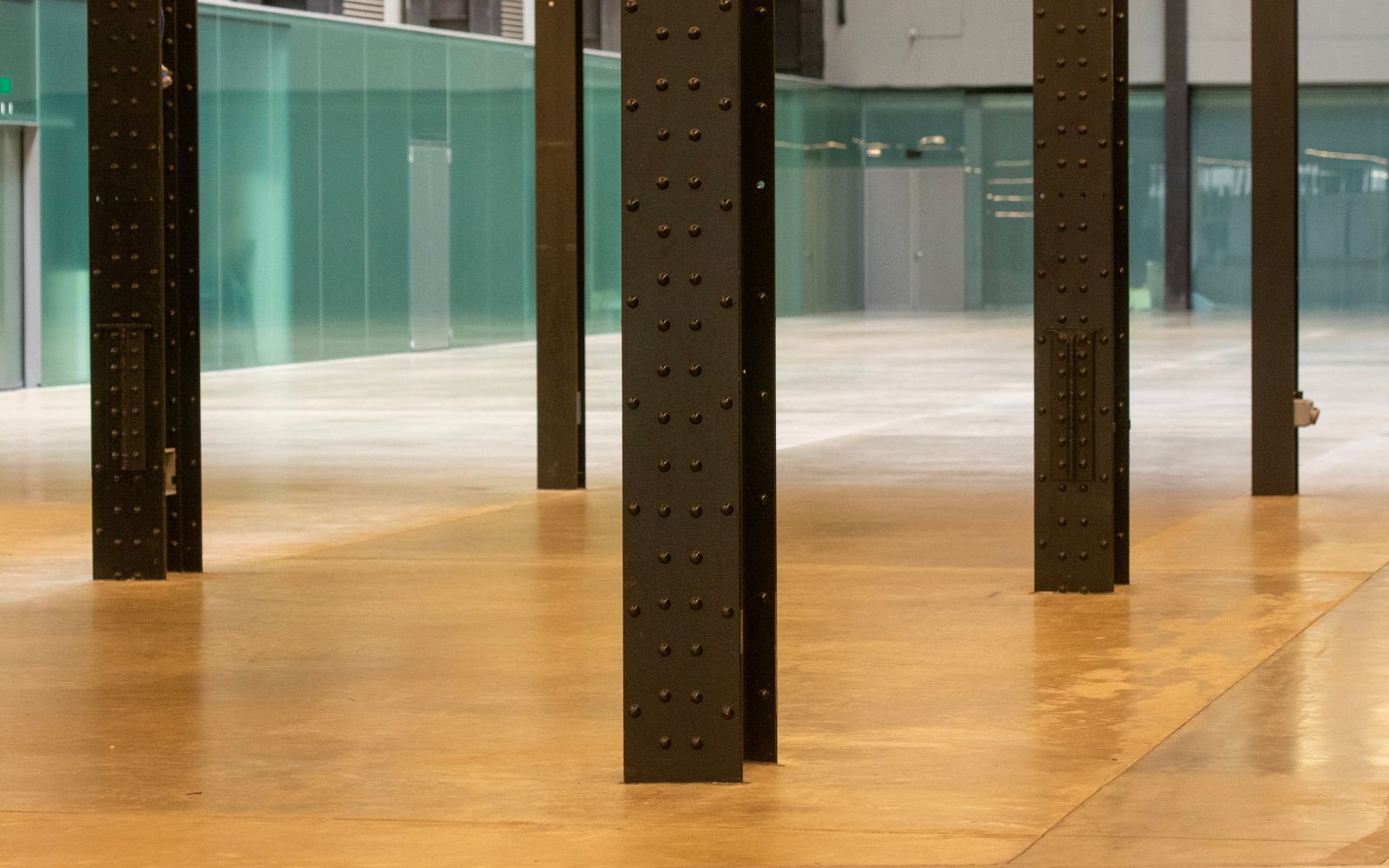 Polyaspartic floor